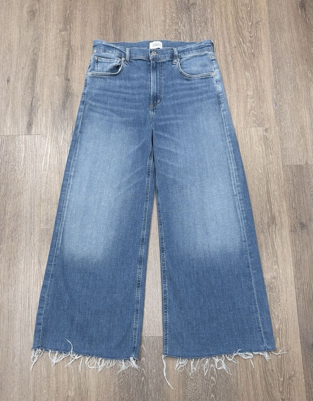 Citizens of Humanity Lyra Jeans Wide Leg Crop Raw Hem Size 29